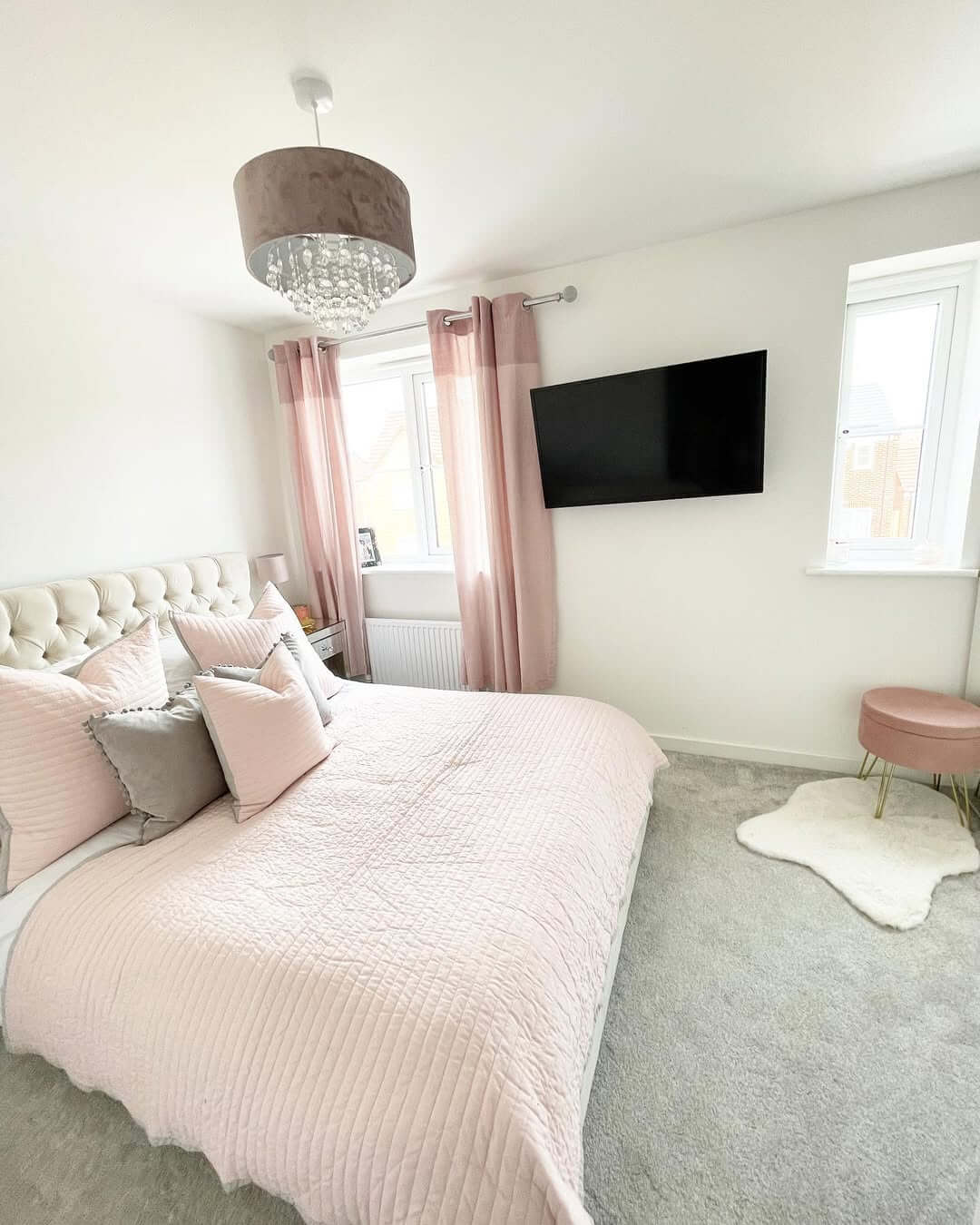 Glamorous Pink Velvet Ottoman