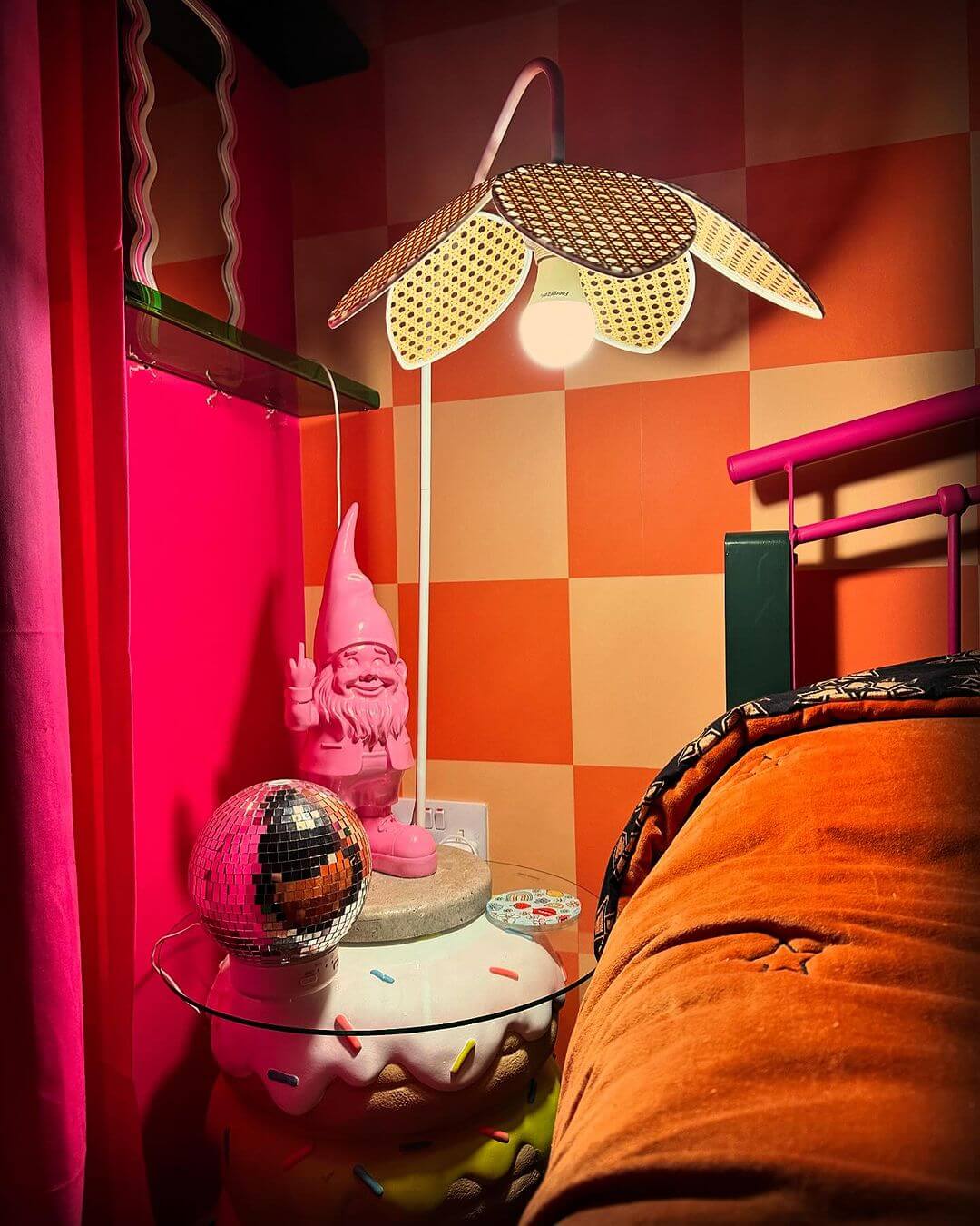 Flower-Shaped Rattan Lamp Adds Whimsical Texture