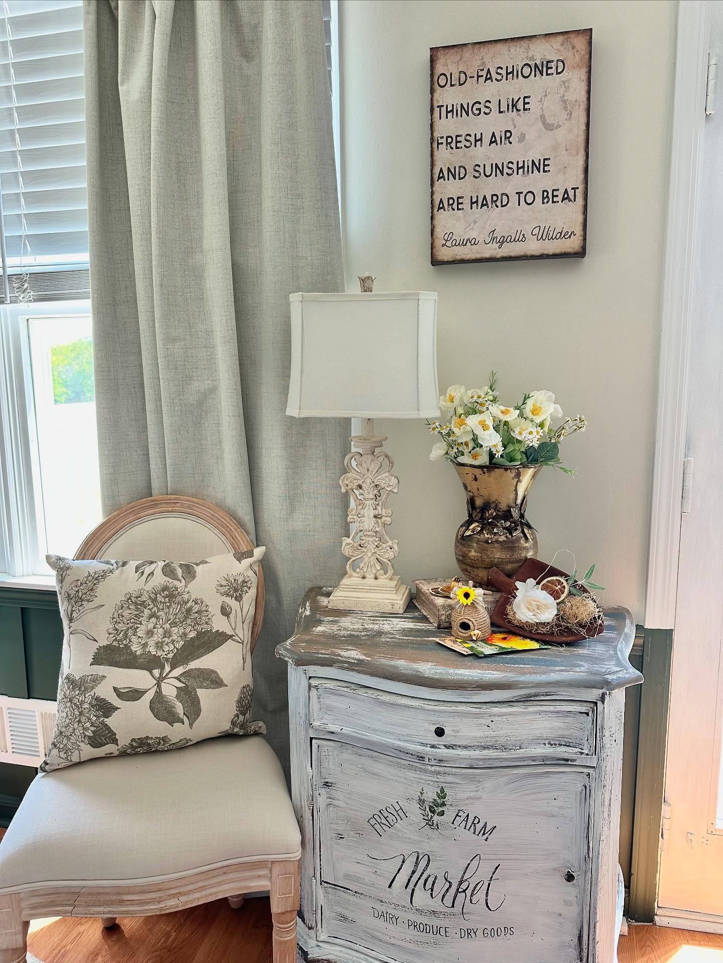 Decorate a Distressed Dresser with a Hand-Painted Farm Market Sign