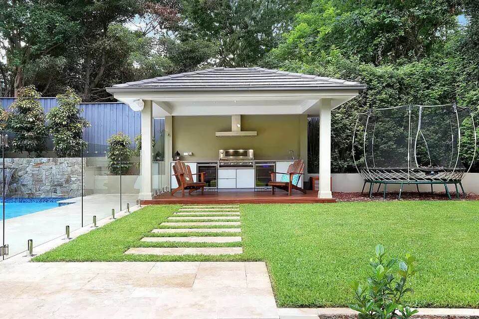 Pavilion Kitchen with Integrated Bar and Grill