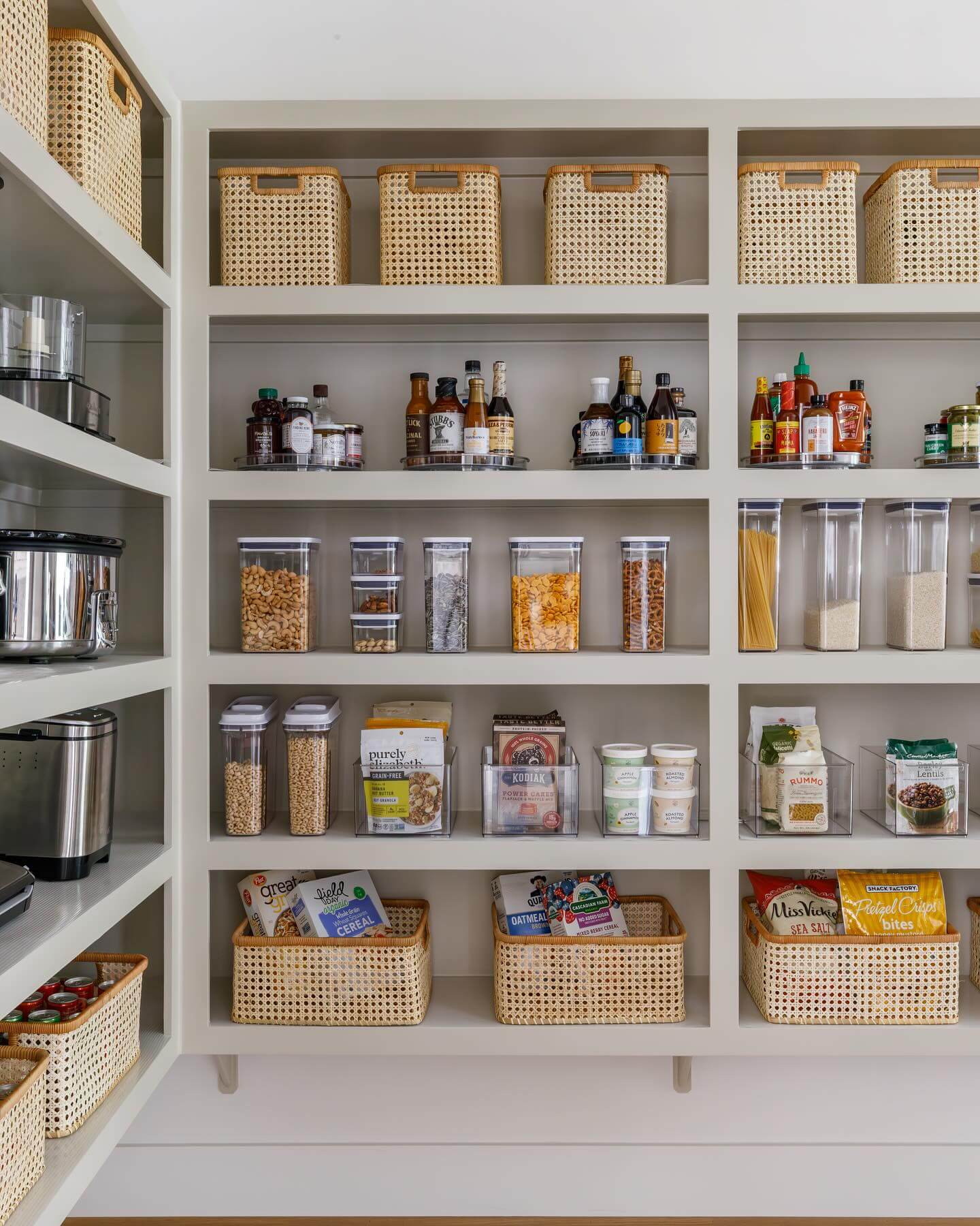 Stack Cereal Boxes Neatly with Rattan Baskets