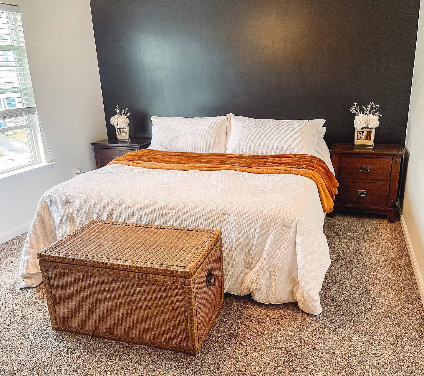 Woven Trunk for Natural Texture Beside the Bed