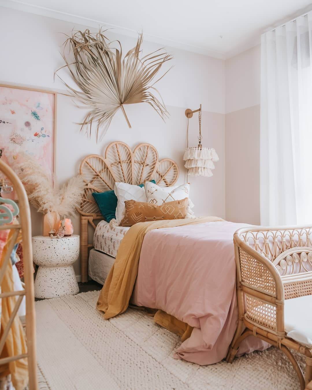 Peacock-Shaped Rattan Headboard for Organic Warmth