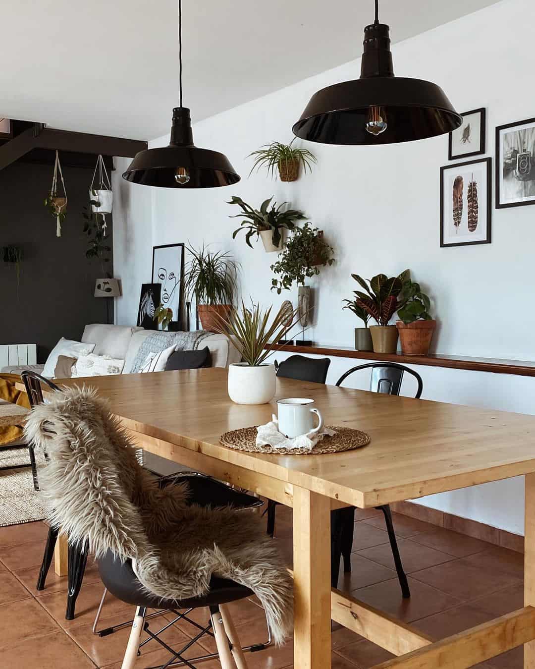 Hanging Plants Create a Vertical Garden Gallery