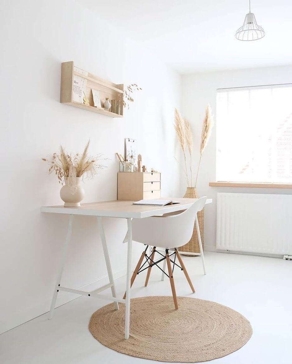 Wall-Mounted Shelf With Dividers for Small Desk Accents