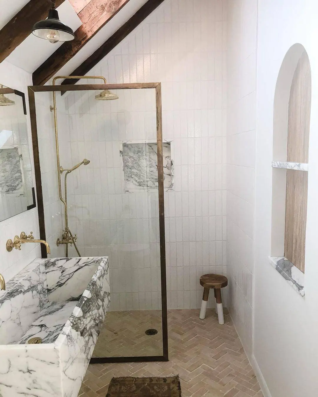 Vertical White Tile for a Clean, Modern Shower Enclosure