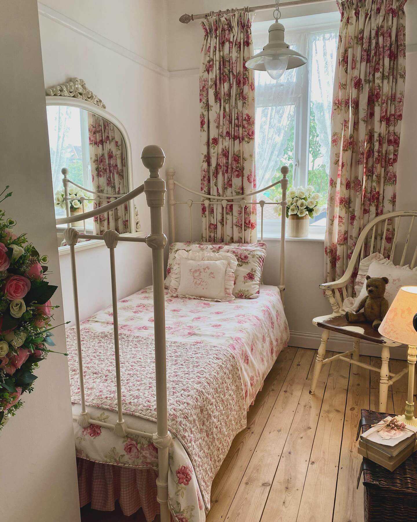 Layer a Ruffled Bed Skirt Under a Floral Quilt