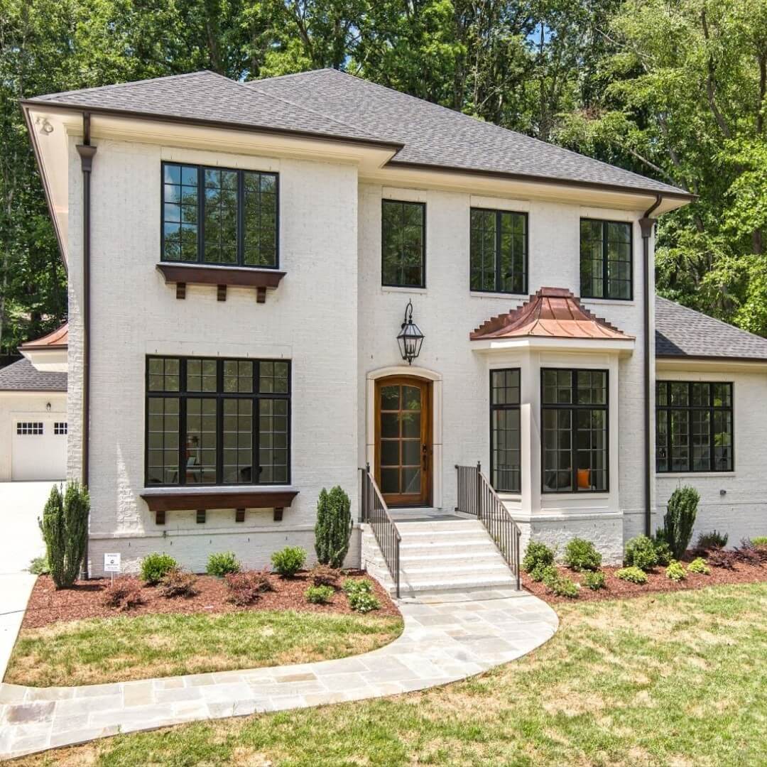 Copper Bay Window Roof Adds a Warm Metallic Accent