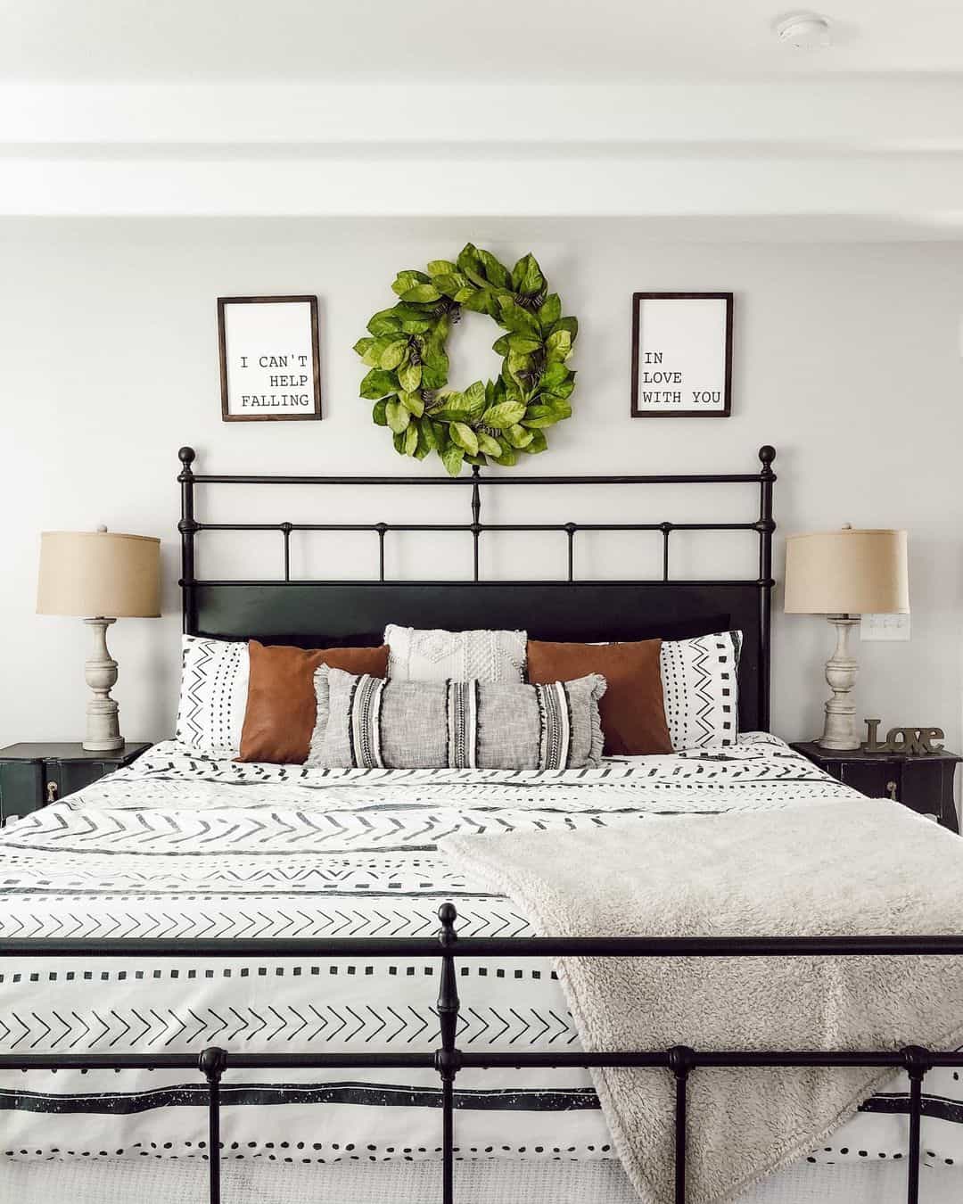 Framed Quotes Flanking a Lush Greenery Wreath