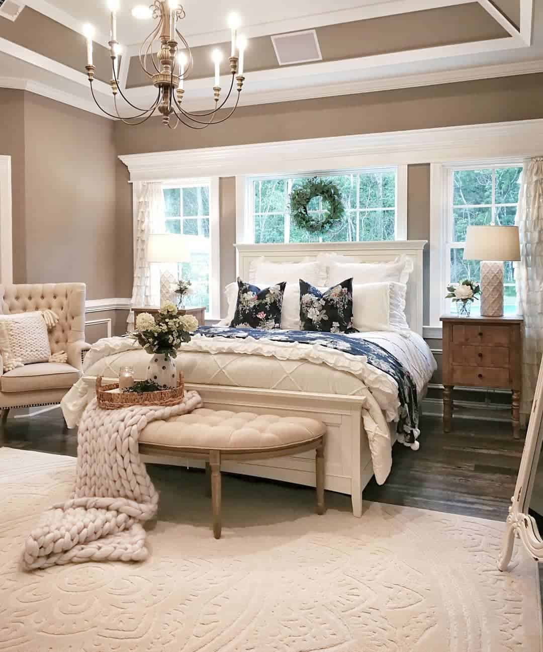 Incorporate a Soft Oval Bench with a Chunky Knit Throw