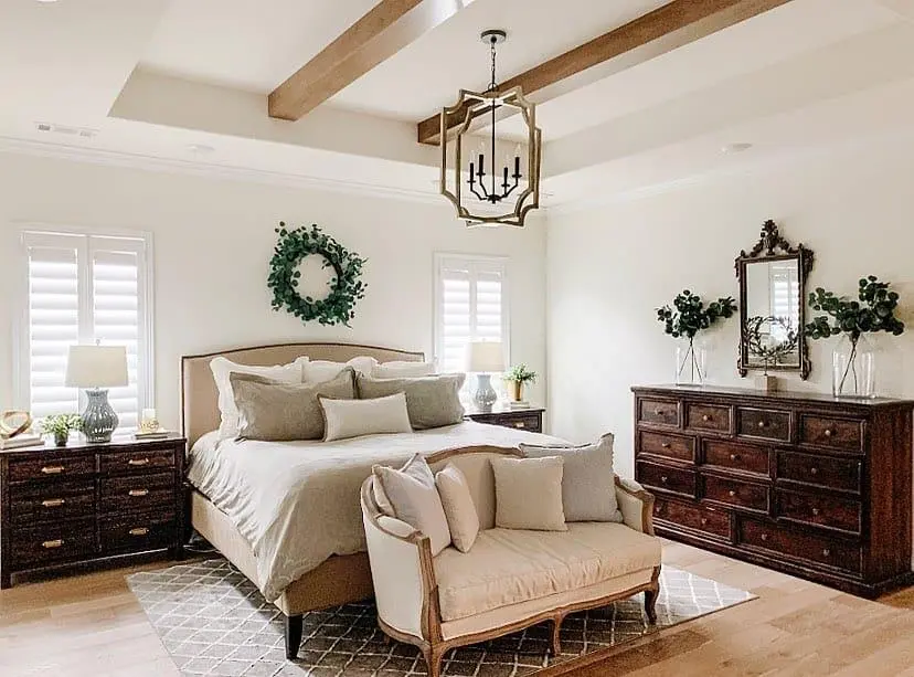 Ornate Bench Adds French Country Flair to Bedroom