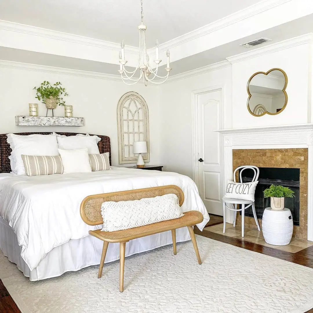 Choose a Cane Bench with a Curved Back for an Airy Feel
