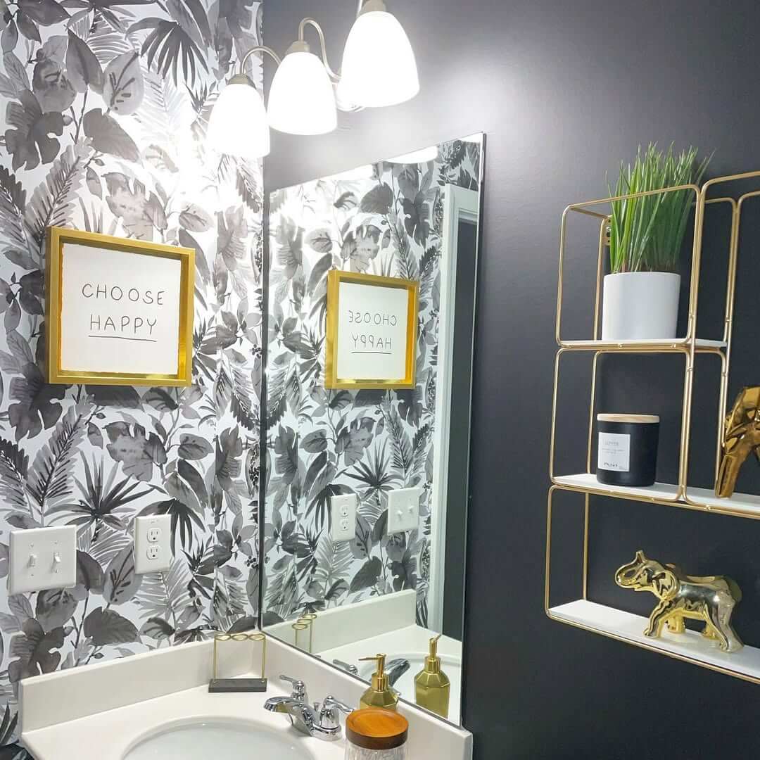Gold-Framed Art Adds Cheer to Bold Wallpaper
