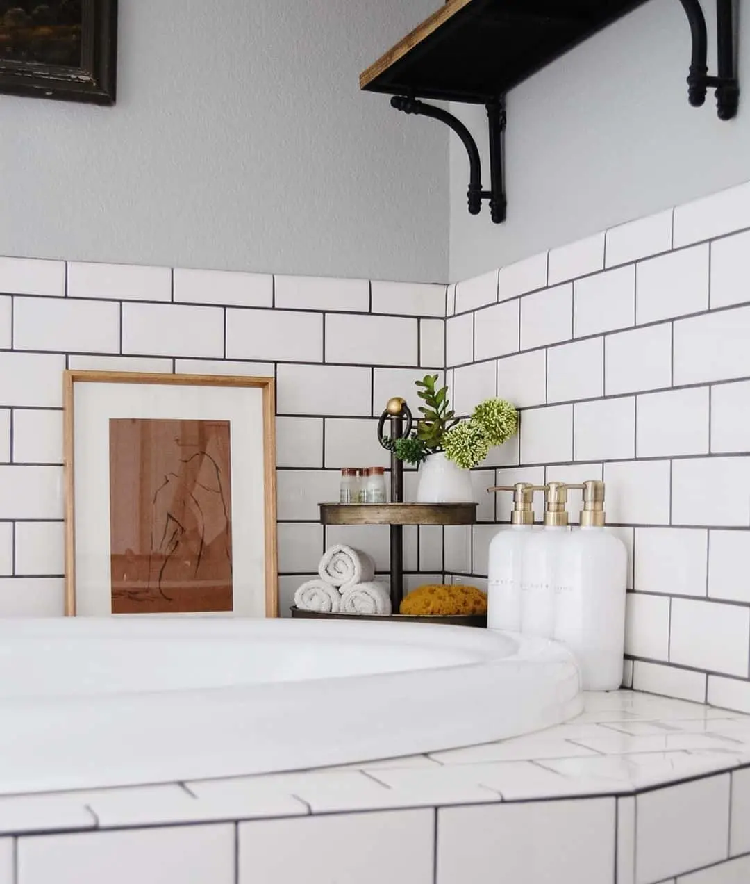 Tiered Tray Keeps Small Bathroom Essentials Accessible