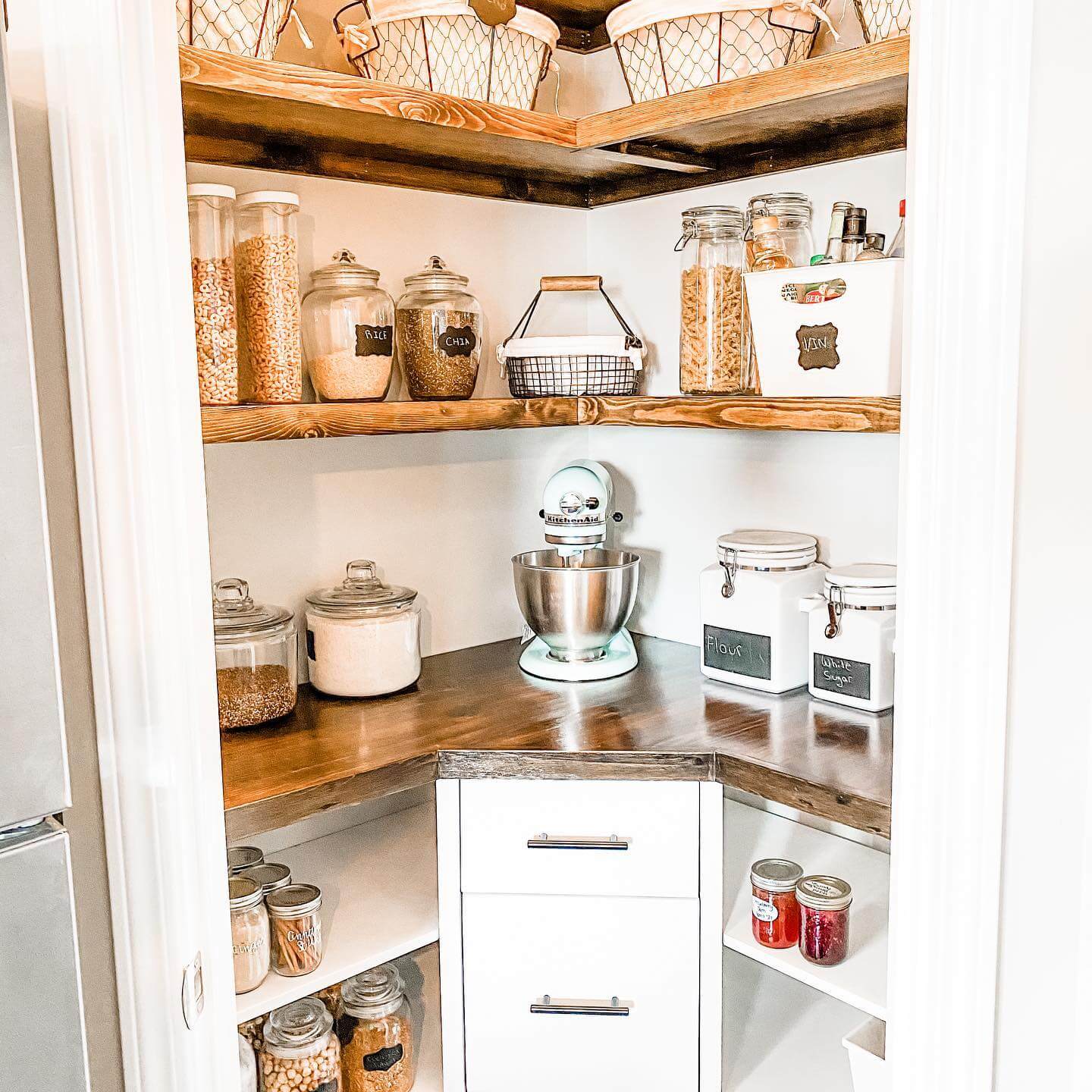 Label Dry Goods with Chalkboard Canisters