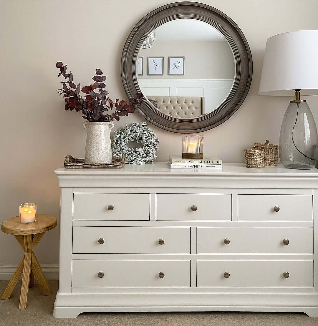 Introduce Cozy Texture with Small Woven Baskets