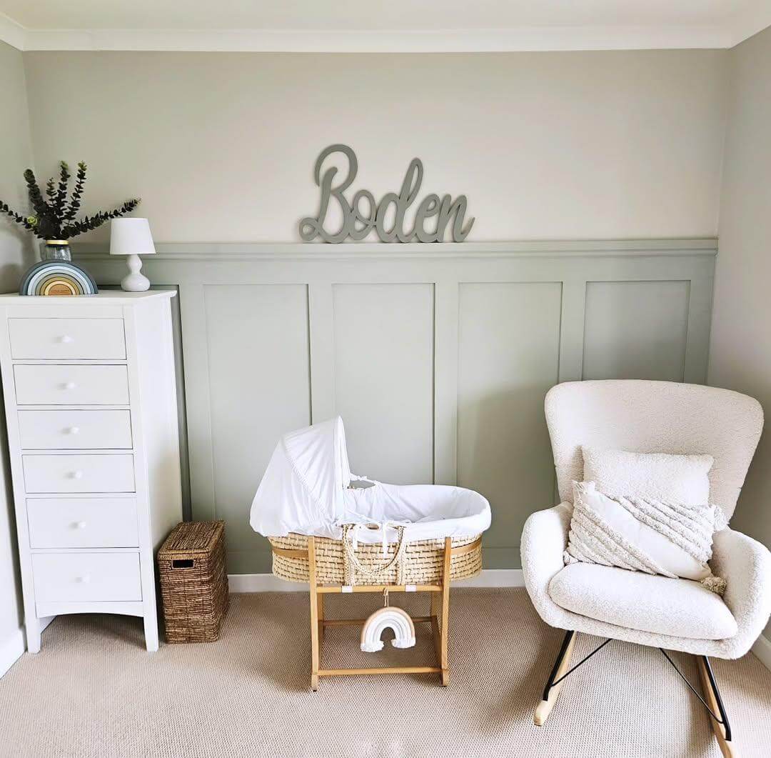 Scripted Wooden Name Sign Creates a Gentle Focal Point