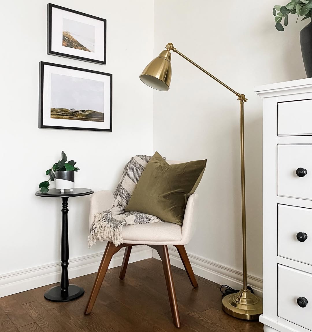 Adjustable Brass Floor Lamp for Perfect Reading Light
