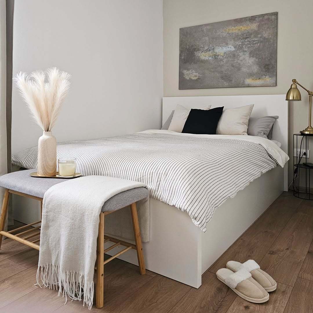Ceramic Vase and Pampas Grass Add Natural Softness