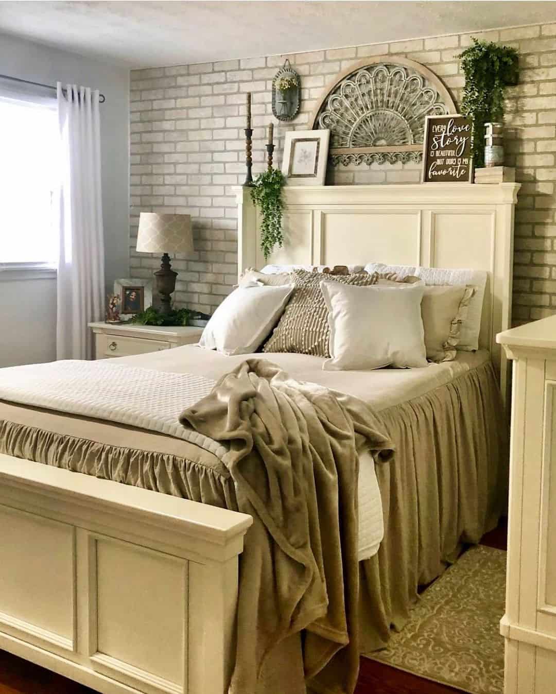 Ornate Archway Window Frame Adds Architectural Interest Above Bed