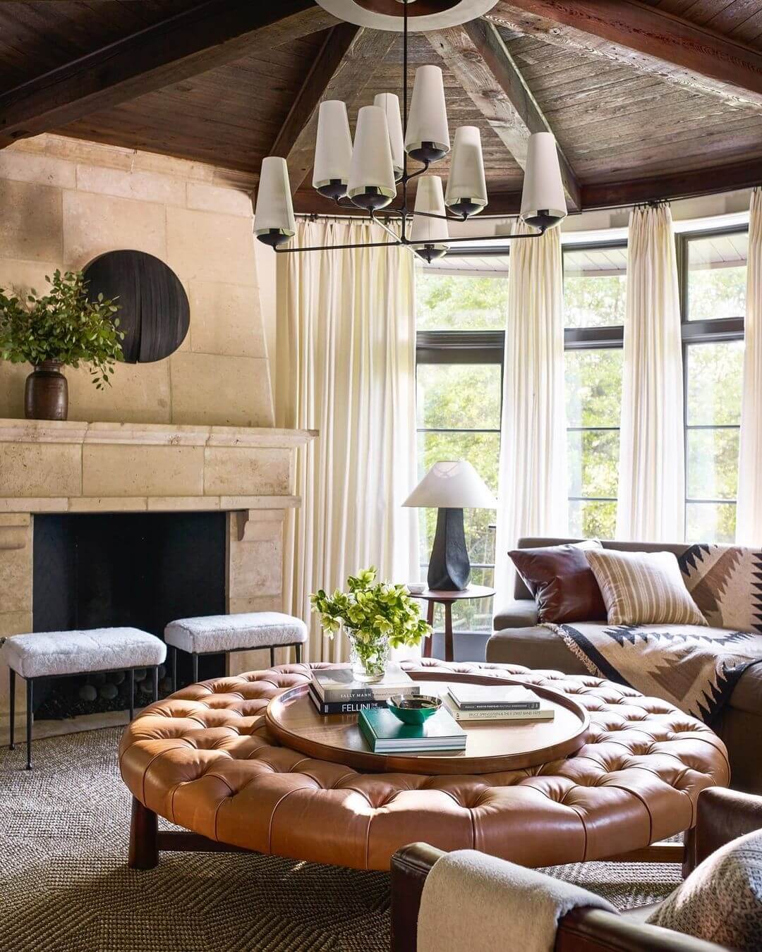 Tufted Leather Ottoman With Built-in Tray Holds Books and Decor