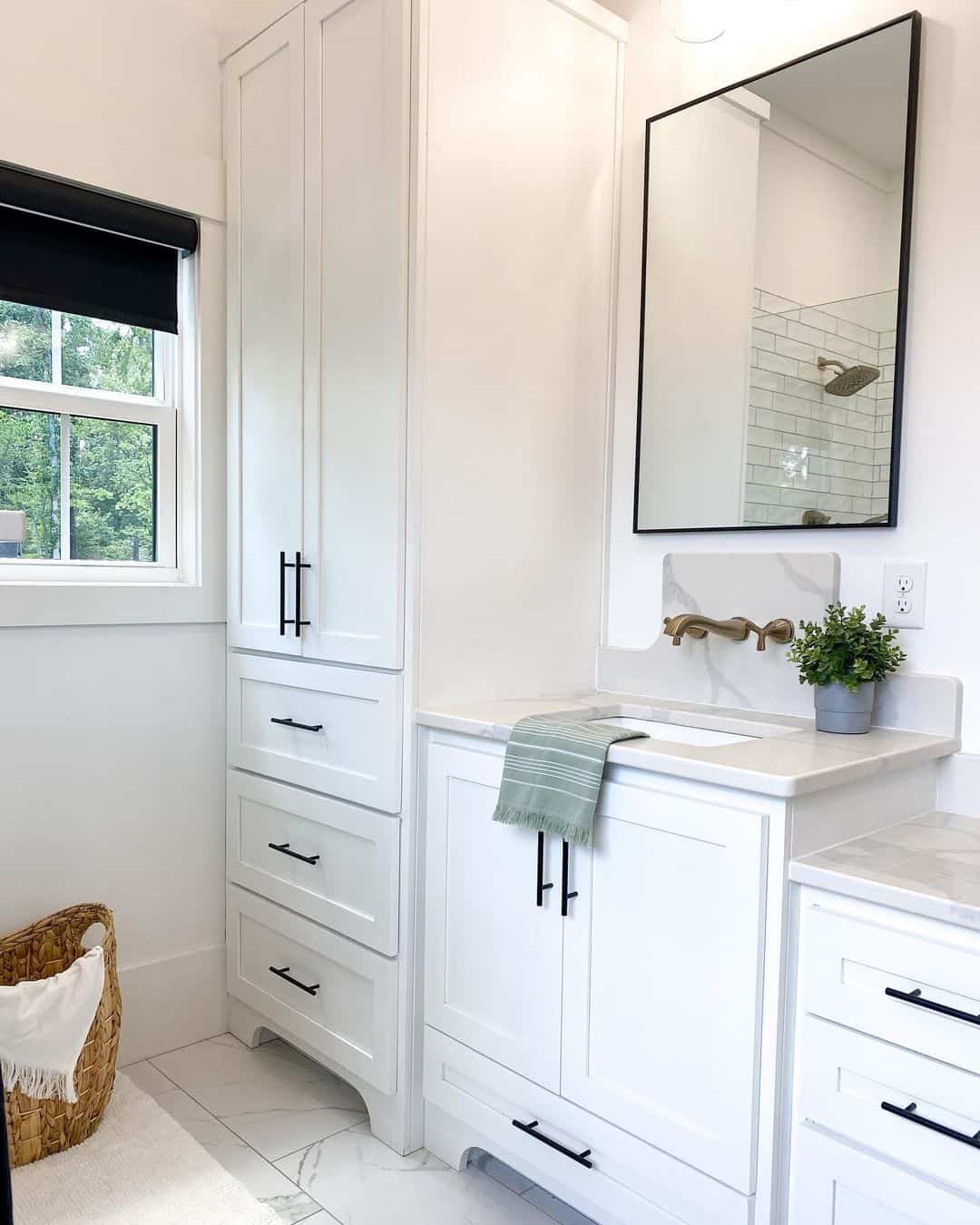 Tall Linen Cabinet for Streamlined Storage