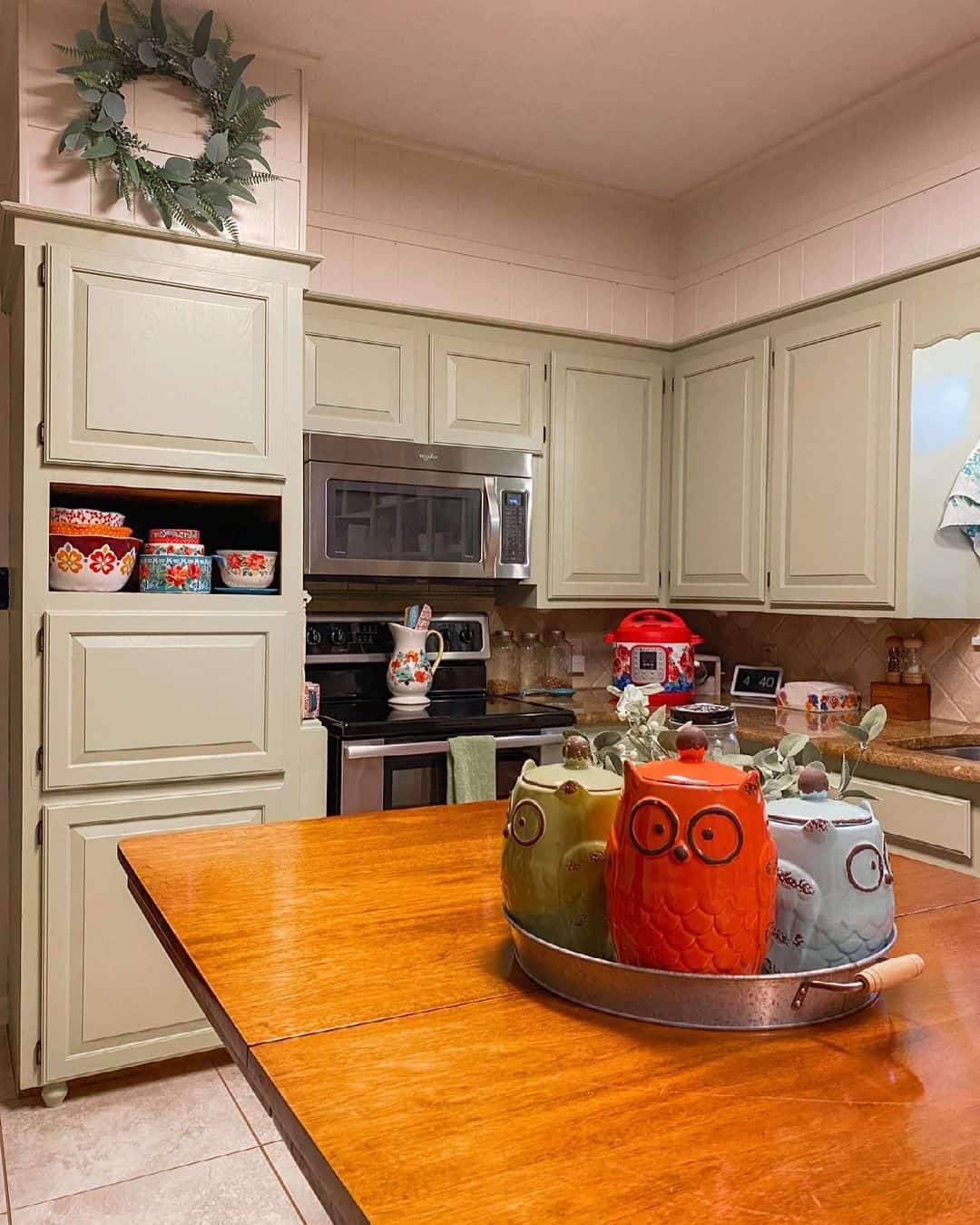 Owl-Shaped Cookie Jars Add Whimsical Storage
