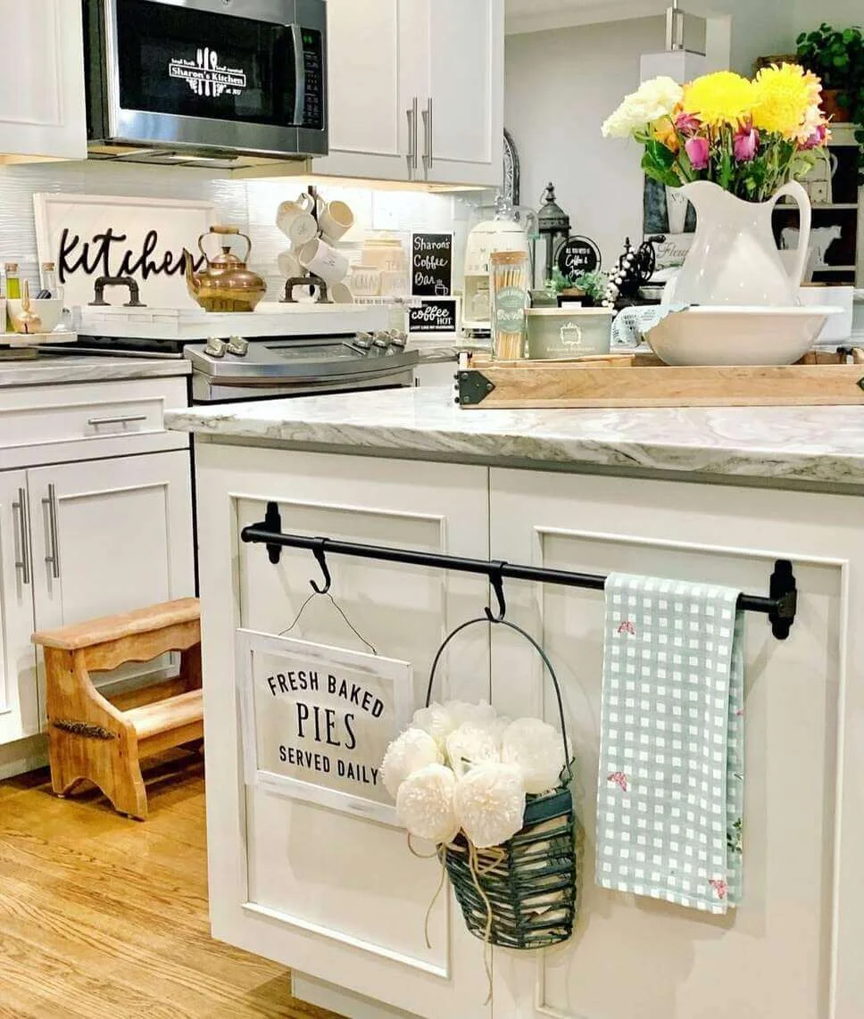 Black Towel Bar Adds Hooks for Hanging Decor