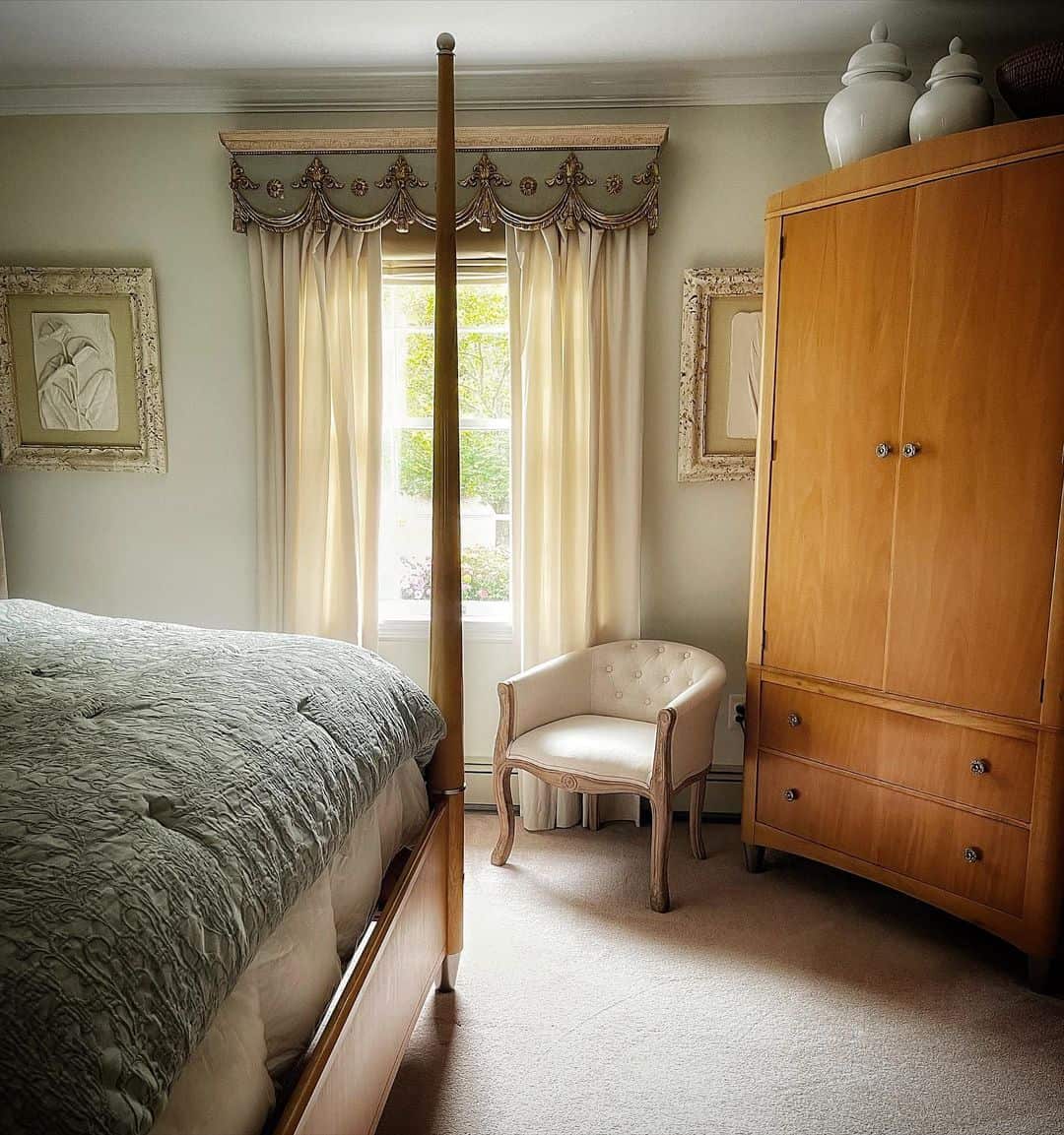 Incorporate an Ornate Valance for Architectural Detail
