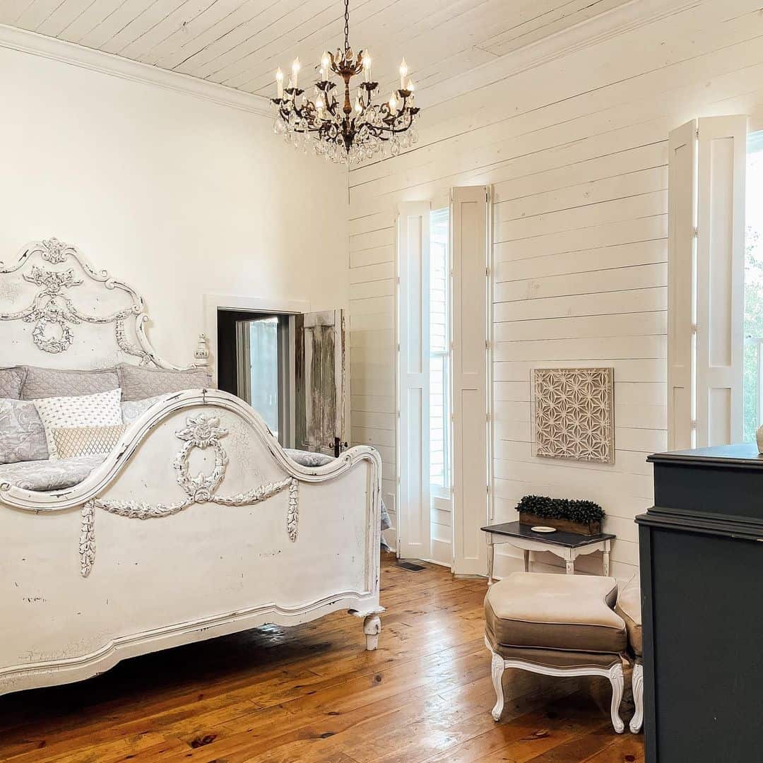 Ornate White Bed Frame with Garland Detail