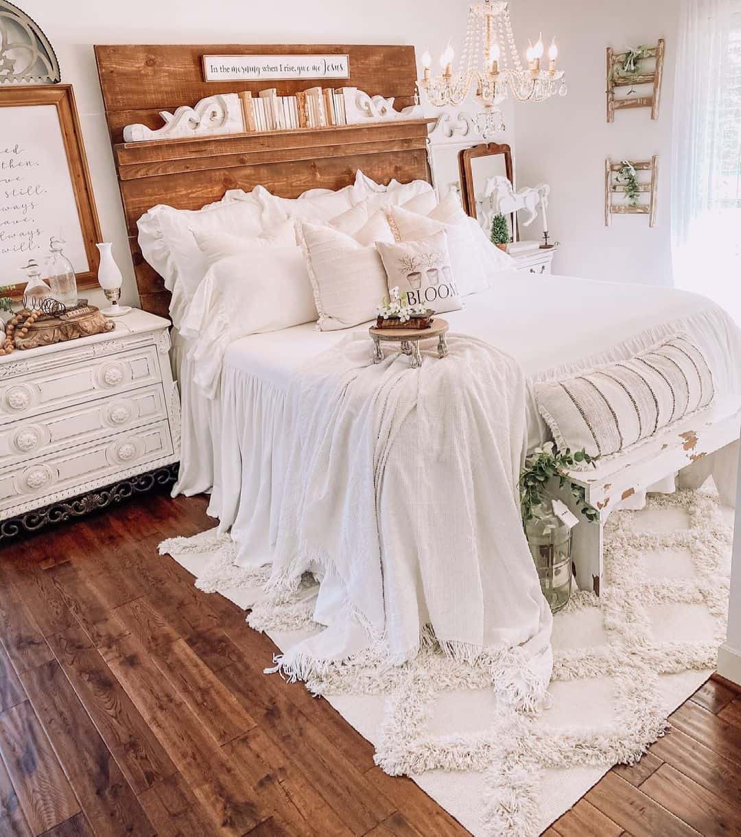 Wooden Headboard with Ornate Shelf for Books