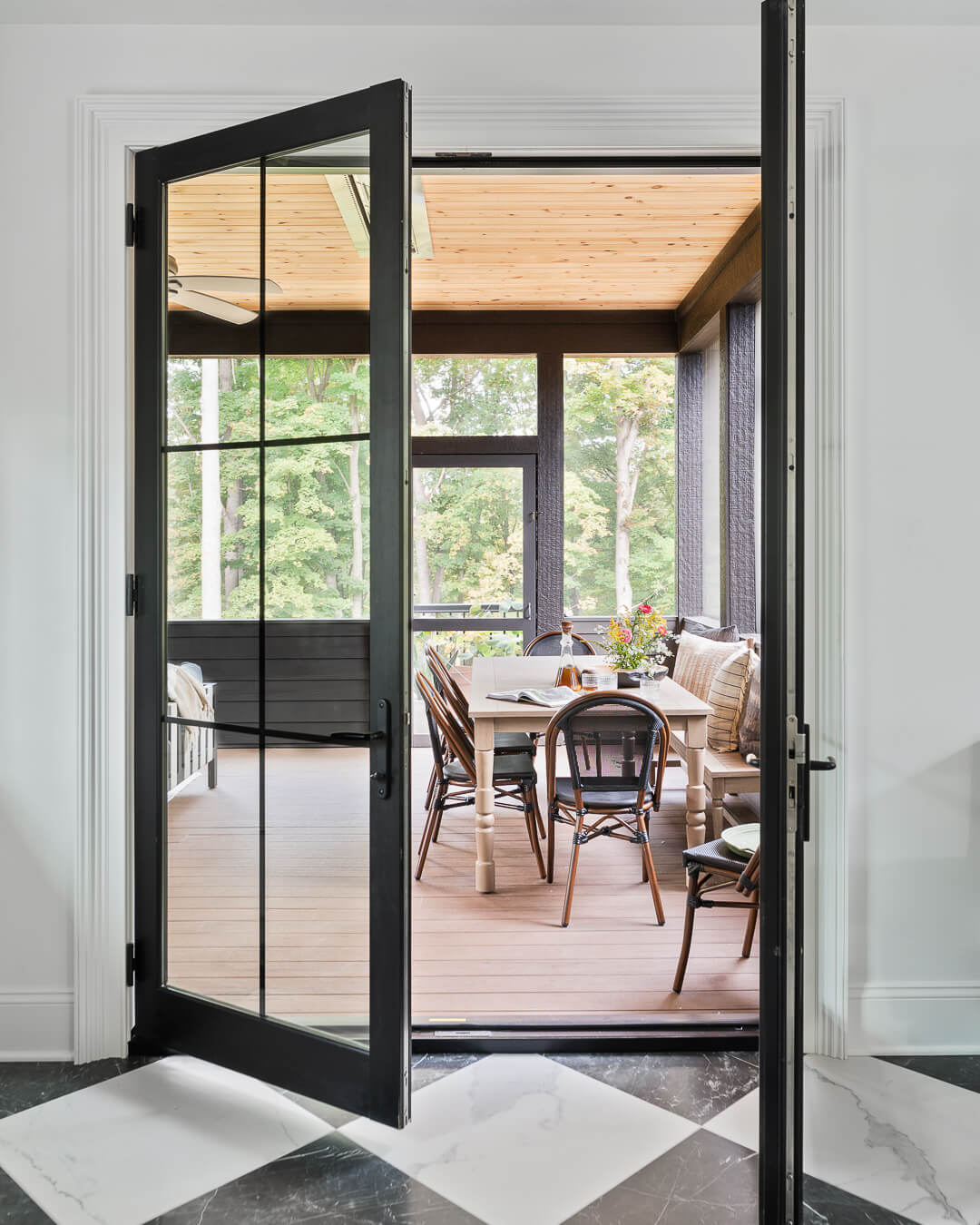 Extend Entertaining on a Screened Porch