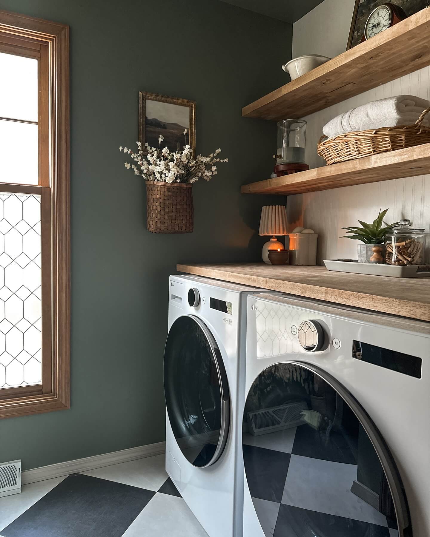 Woven wall basket adds farmhouse charm