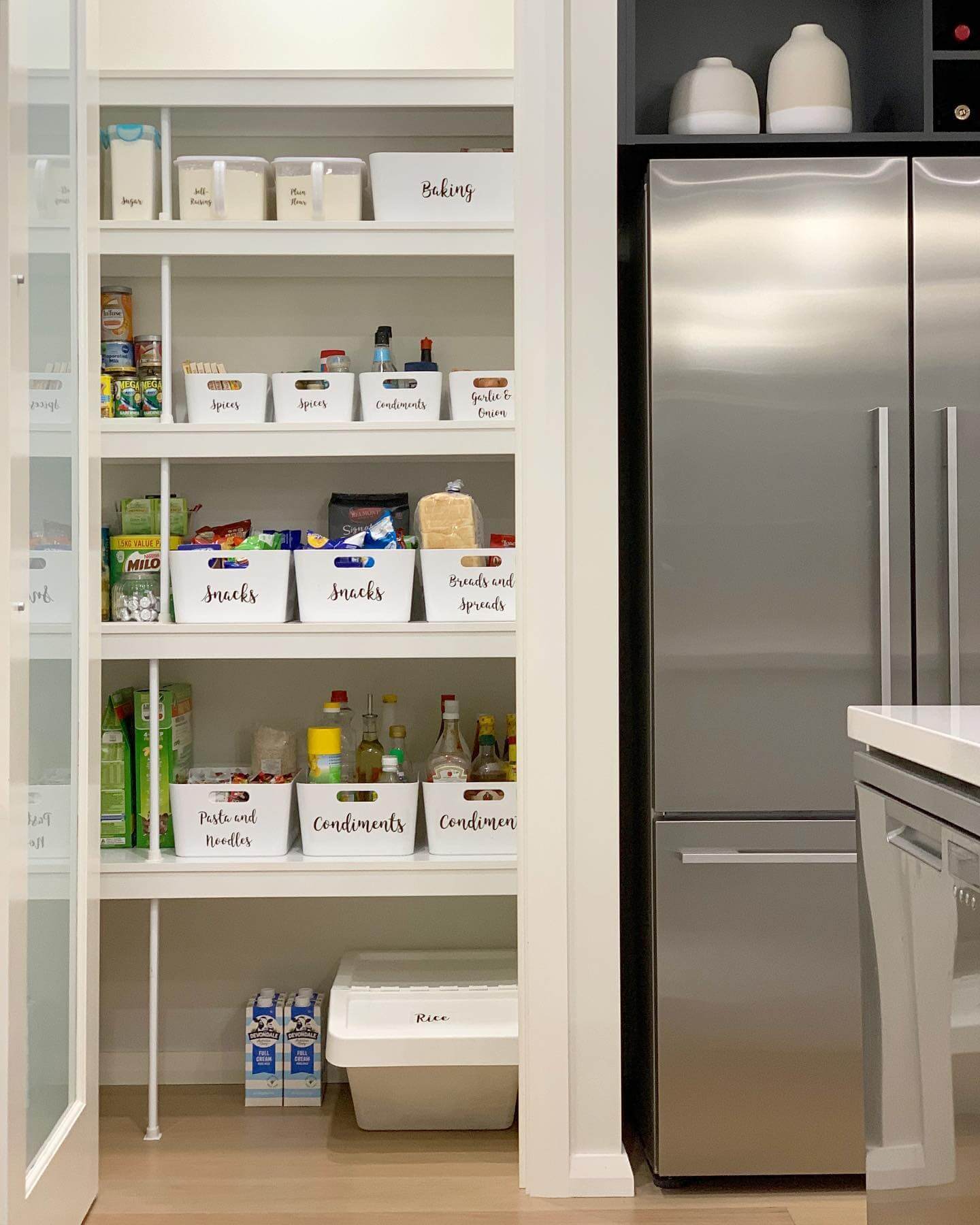 White Bins With Handles for Grouping Pantry Items