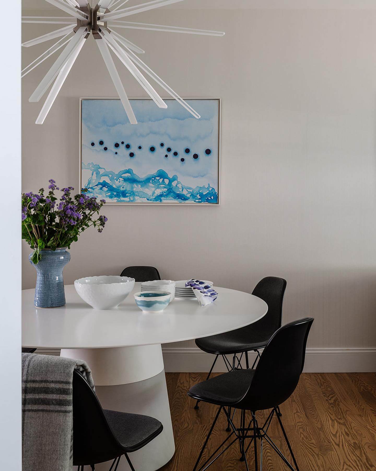 Blue Abstract Art Adds a Calming Watery Vibe