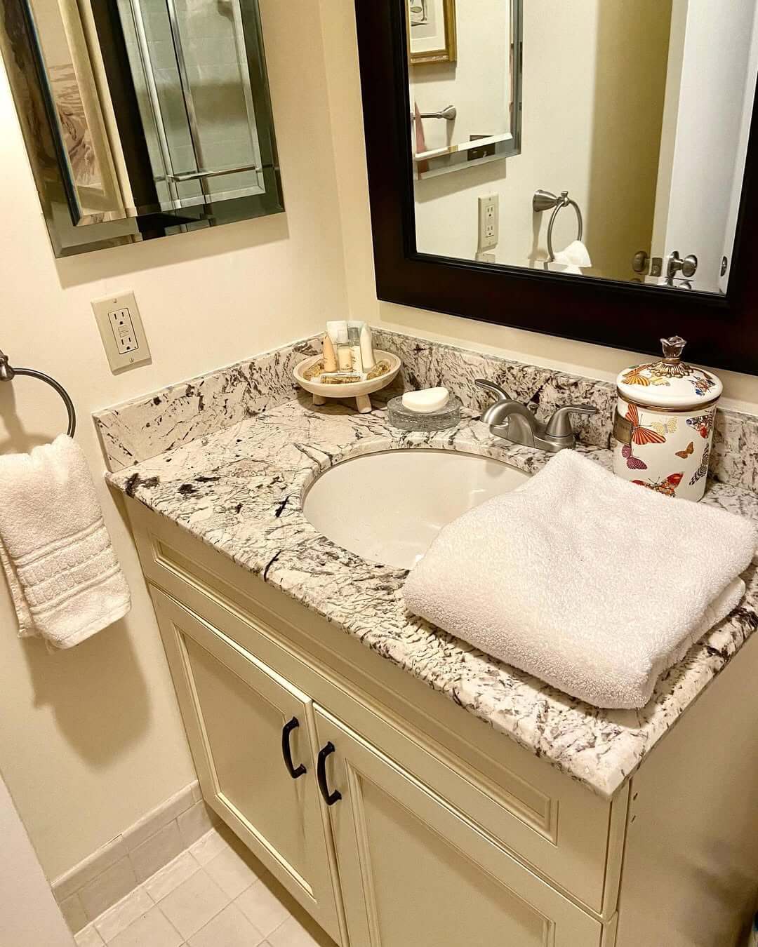 Decorative Jar for Guest Bathroom Counter Storage