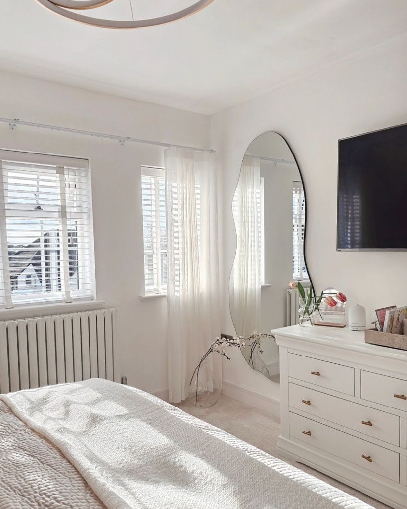 Capture Soft Morning Light with an Organic Shaped Mirror