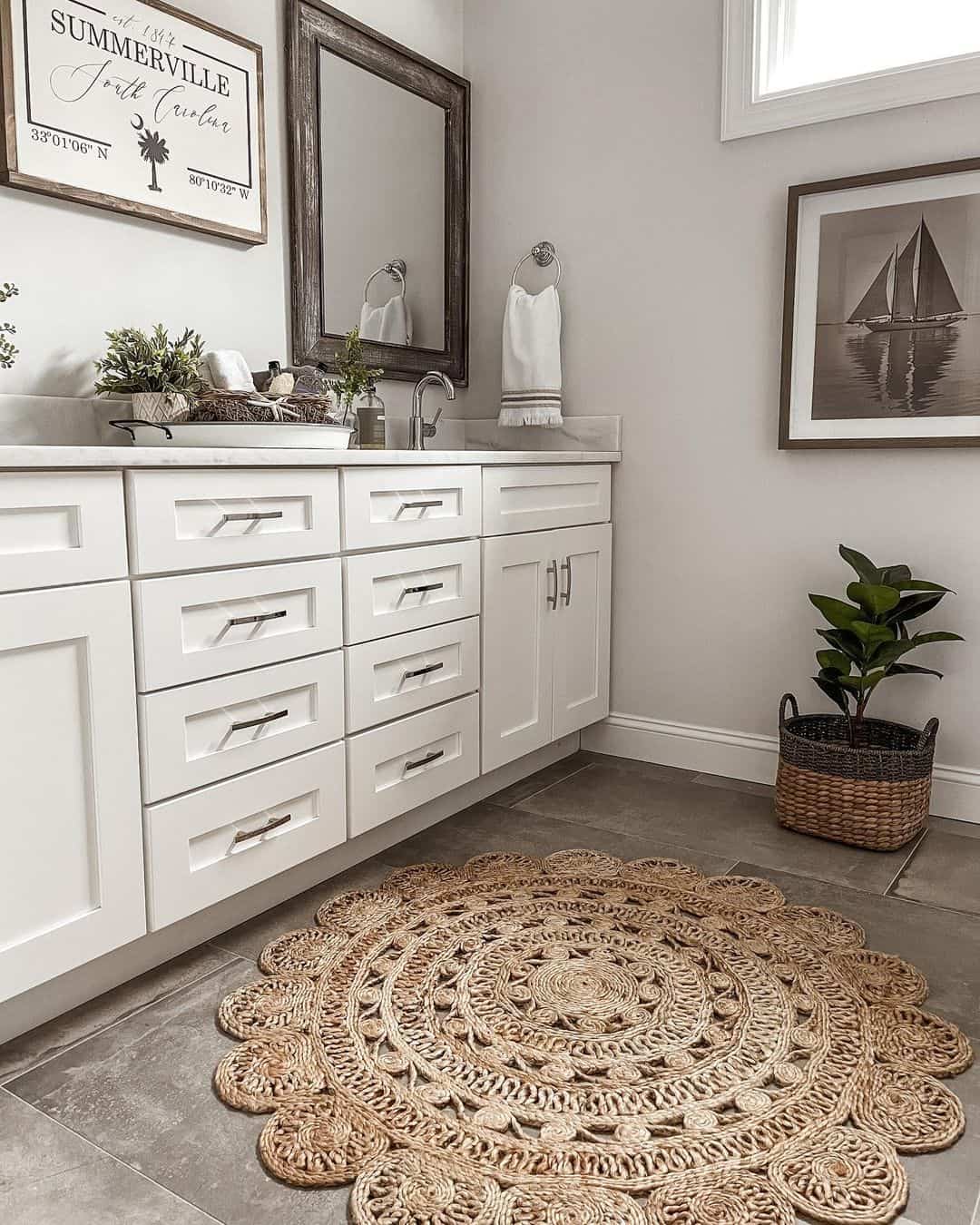 Round Jute Rug Adds Natural Texture Underfoot