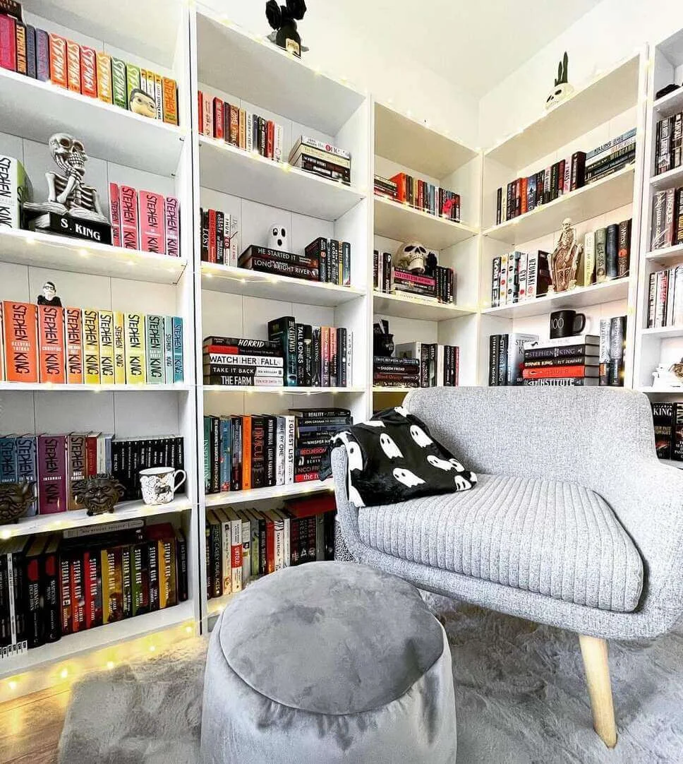 Stack Stephen King Books Vertically for a Bold Spine Display