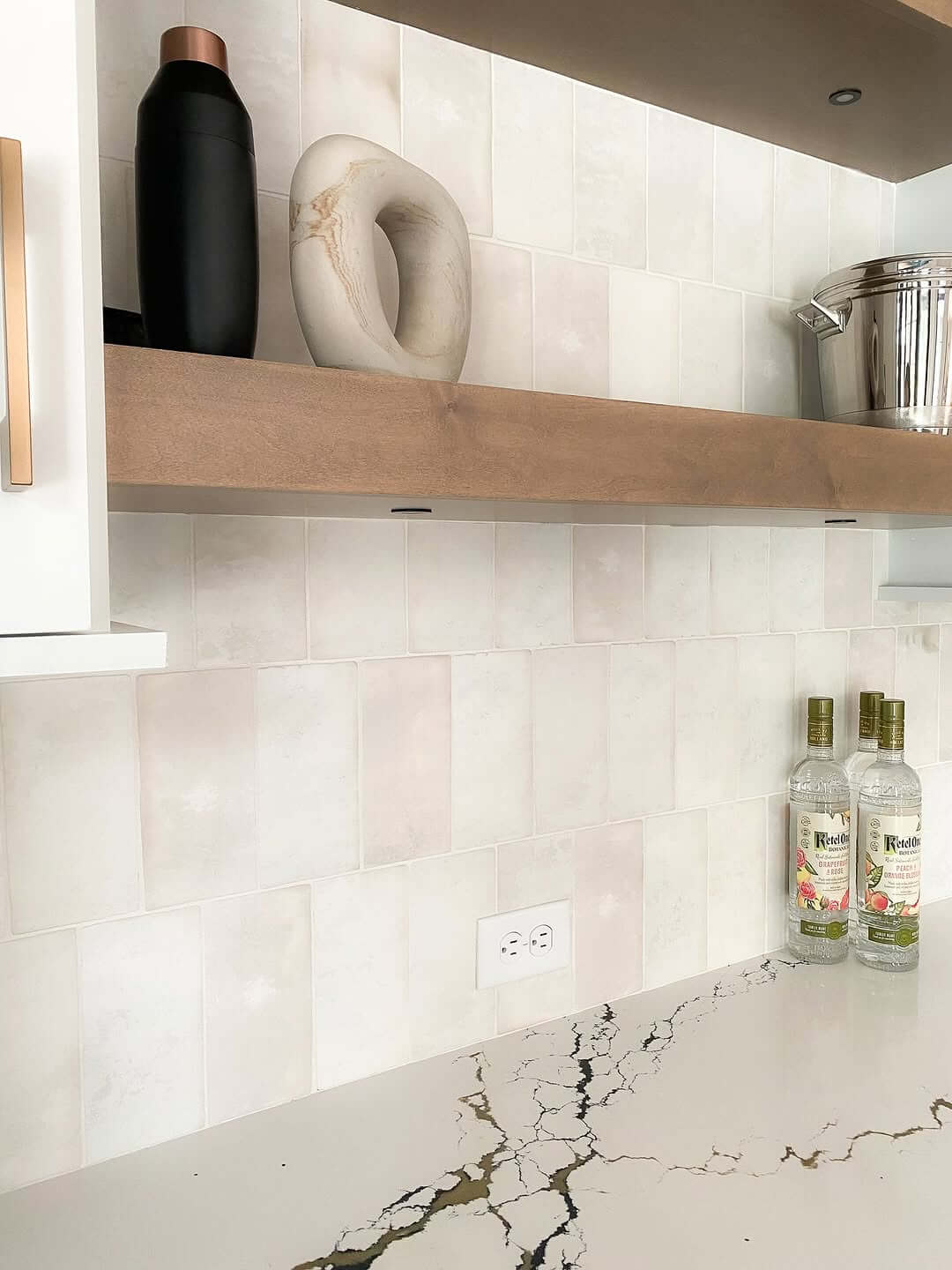 Soft Color from Pink-Tinged Vertical Tiles