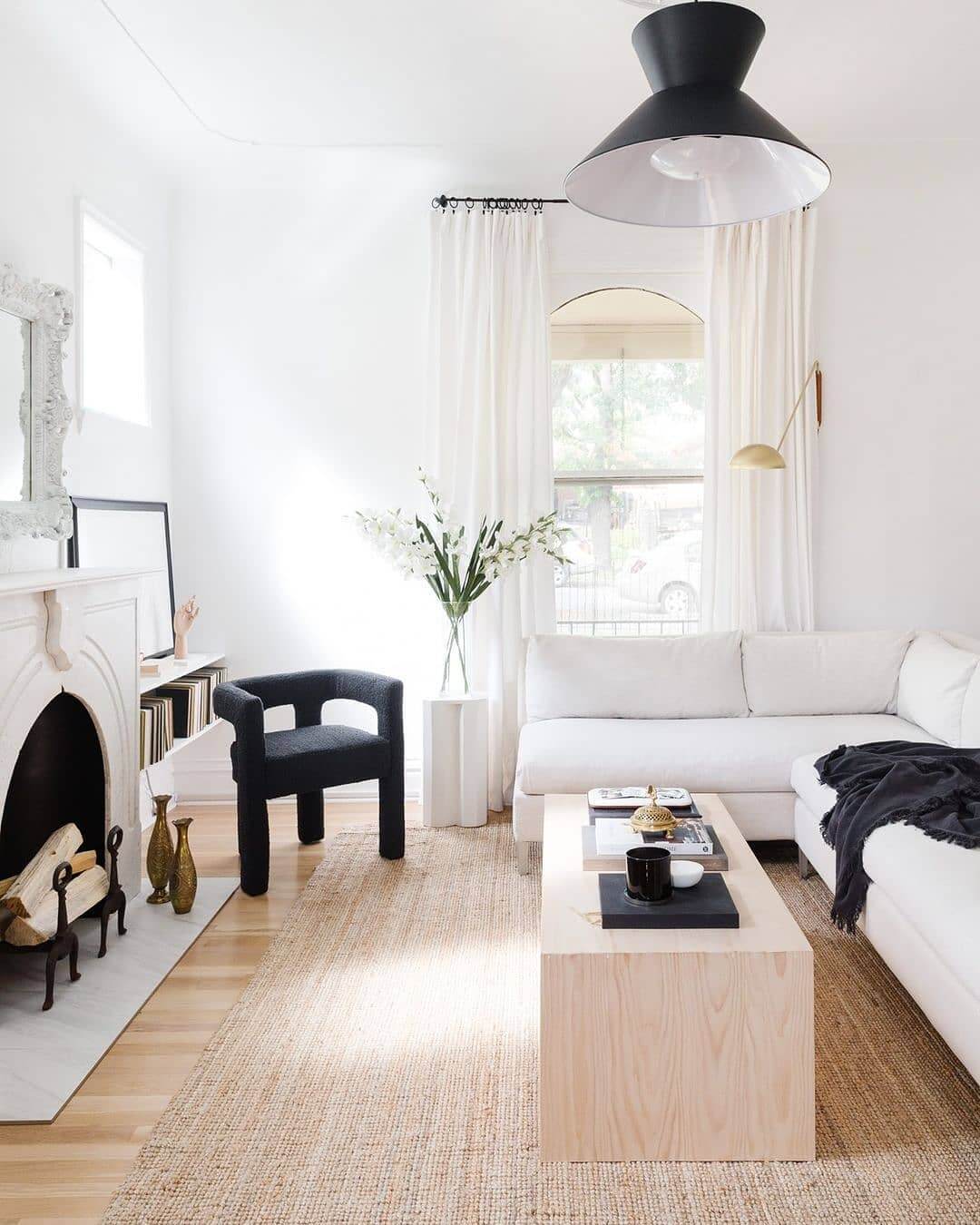 Anchor a Minimalist Space with a Natural Jute Rug