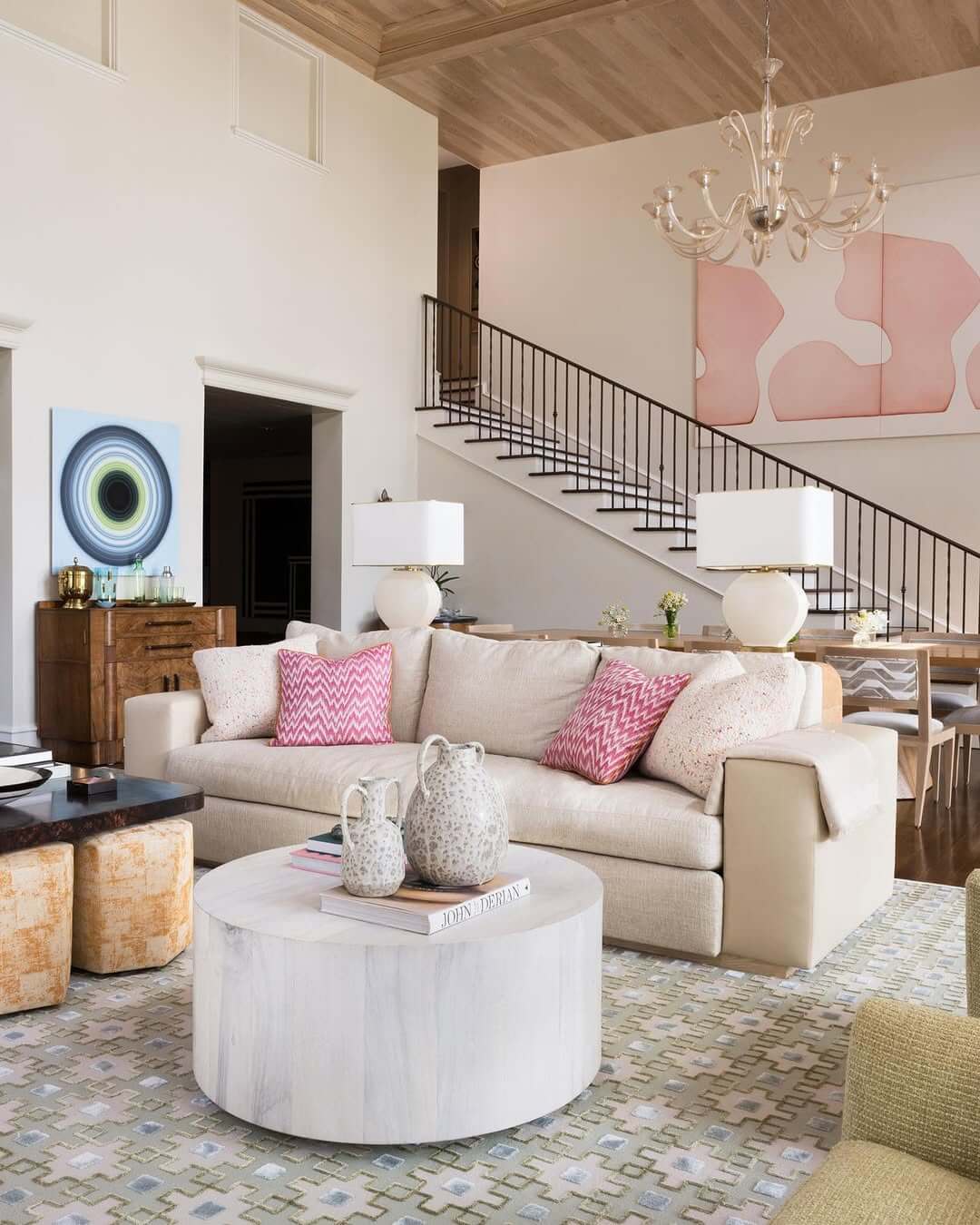 Infuse Neutral Spaces with Geometric Color