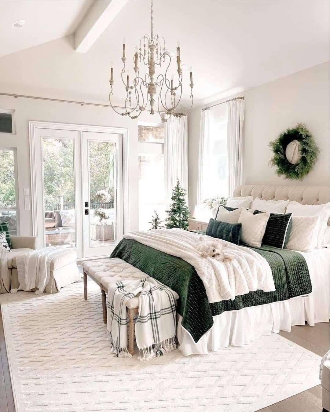 Layer Cozy Texture with Deep Green Bedding