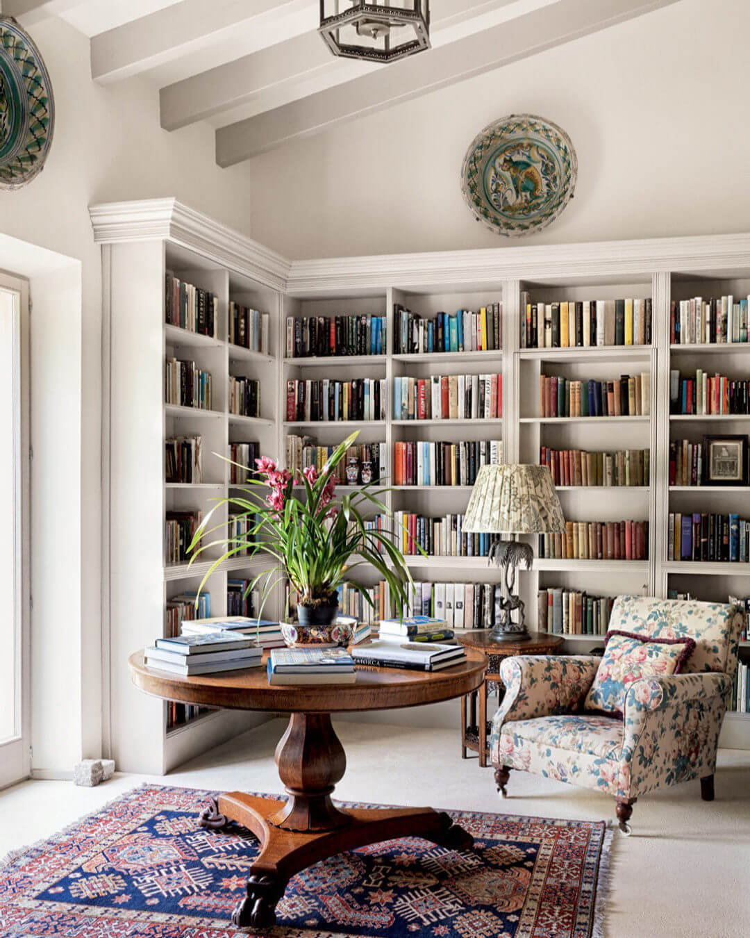 Pedestal Table as a Reading Nook Anchor