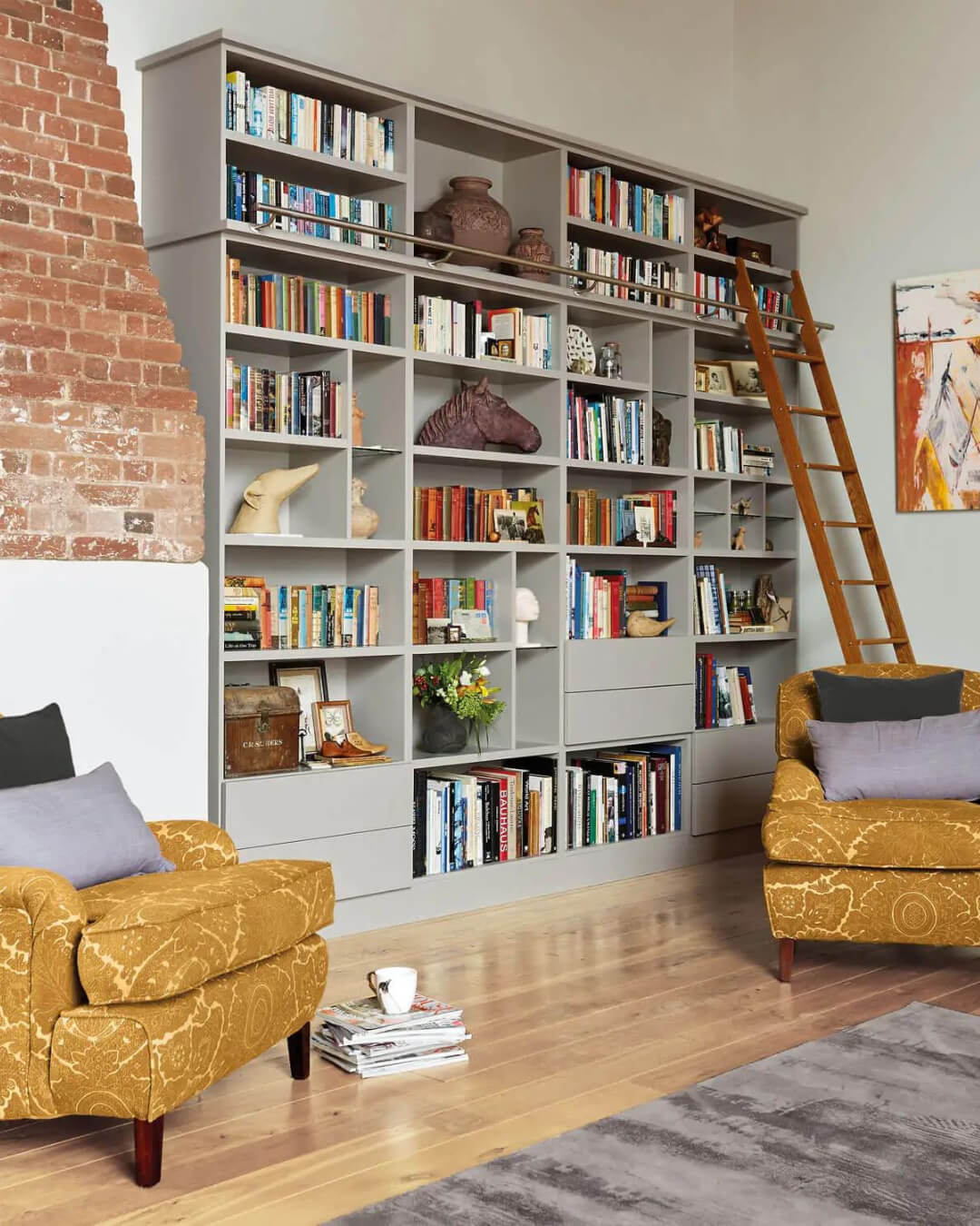 Wooden Ladder and Rod for Tall Grey Shelving
