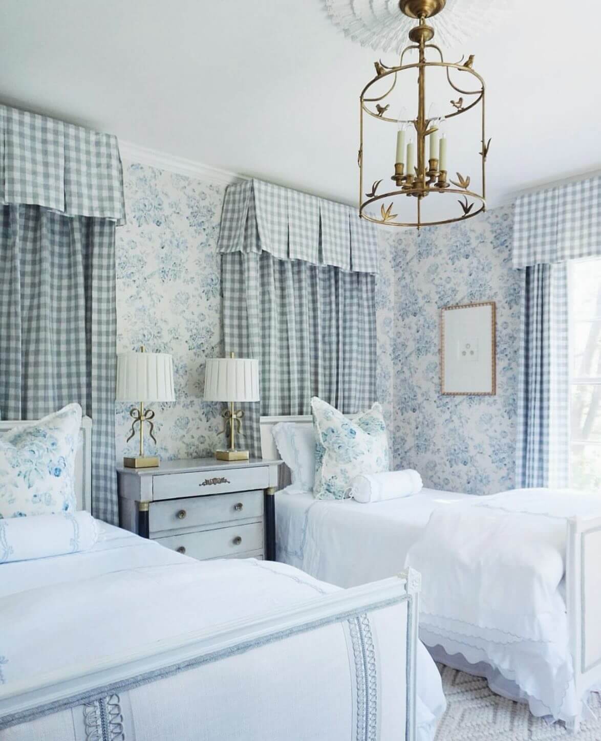Gingham Valances and Floral Wallpaper Create a Layered Look