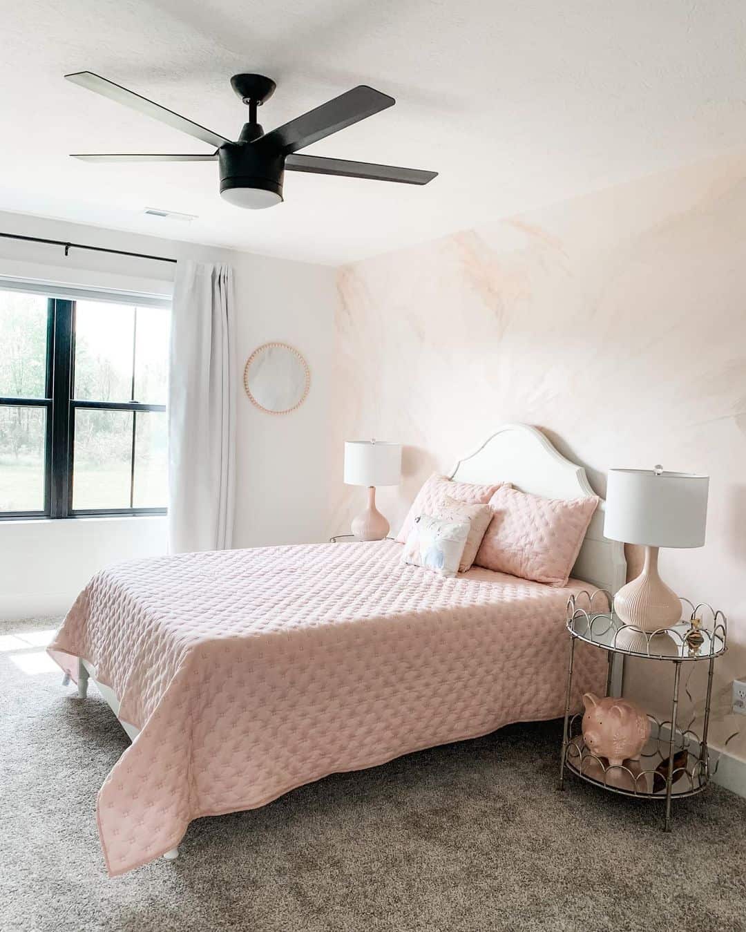 Layer Soft Texture with a Blush Marble-Effect Wall