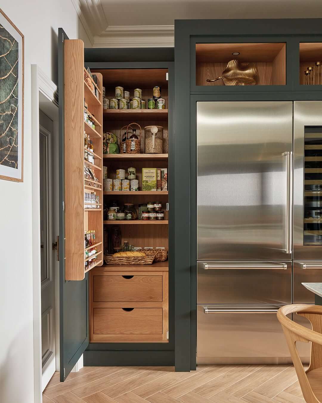 Pull-Out Door Shelving for Maximum Pantry Access