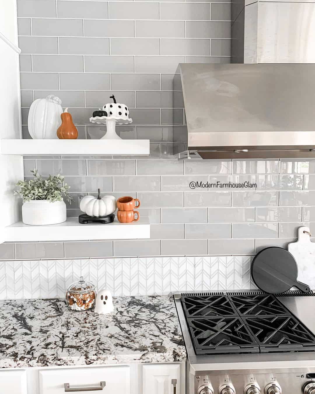 Chevron Tile Band Adds Subtle Pattern