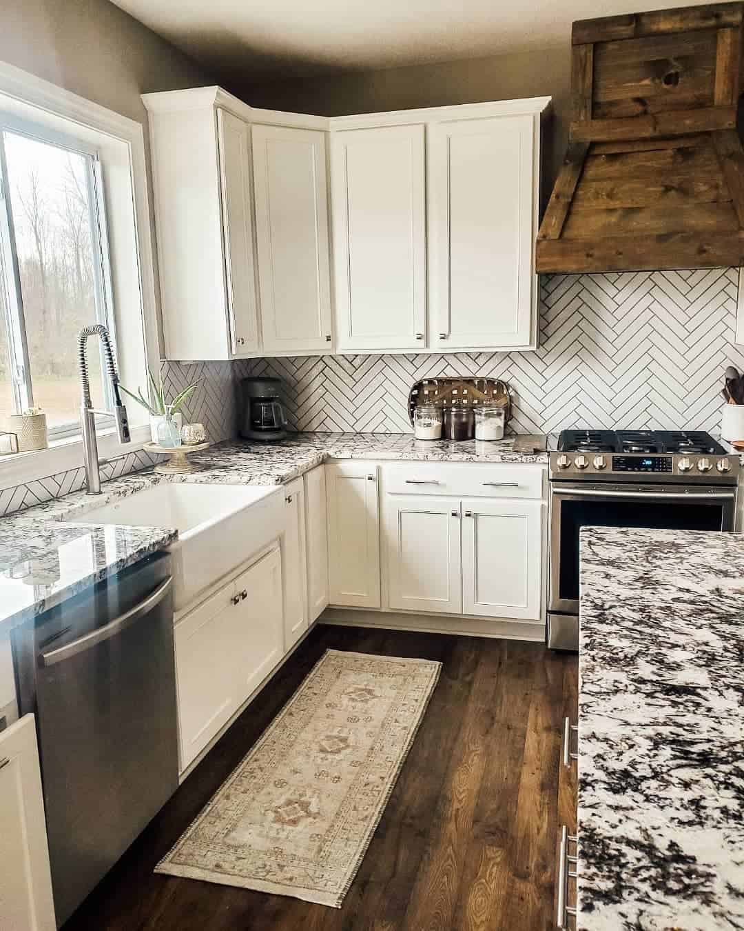 Herringbone Tile Adds Pattern Behind Granite